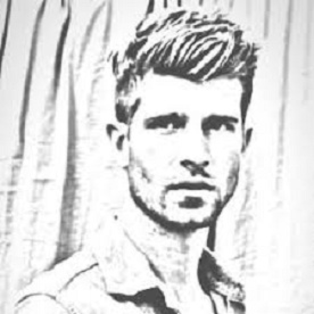 alt=
